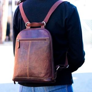 Jack George’s Voyager Small Leather Convertible Backpack